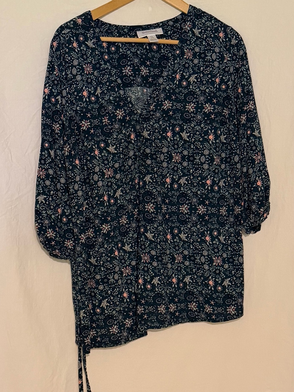 Motherhood Maternity Floral V-Neck Blouse Boho Ditsy Print 3/4 Sleeve Tunic Top